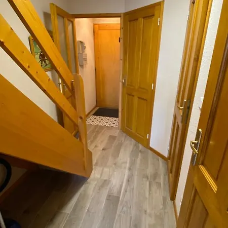 Signal 302 For 6 Person Apartment
