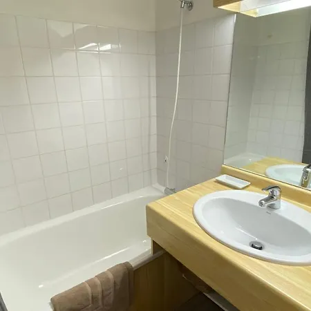 Signal 302 For 6 Person Apartment *