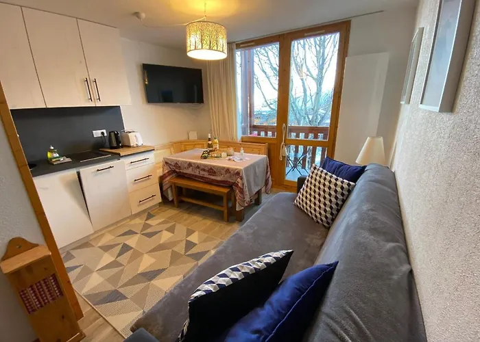 Signal 302 For 6 Person Apartment *